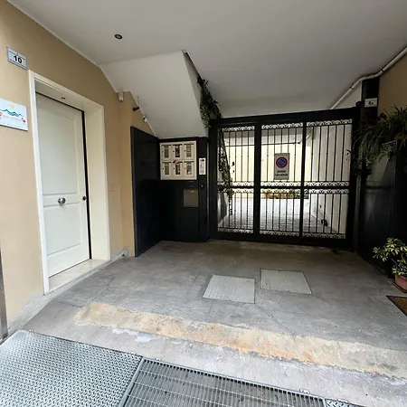 Sun House Apartment Quartu SantʼElena